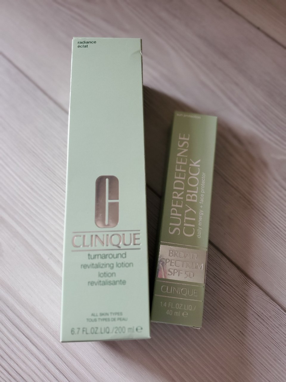 Clinique 倩碧