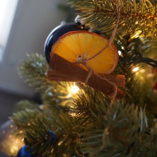 2021的圣诞树🎄，今年才参与到烤橙子大...