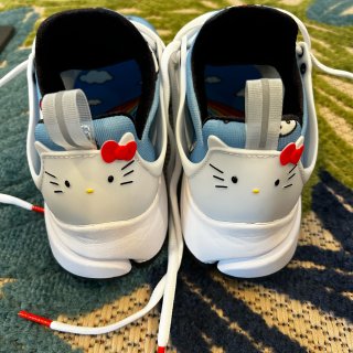 🎀Hello Kitty® × Nike...
