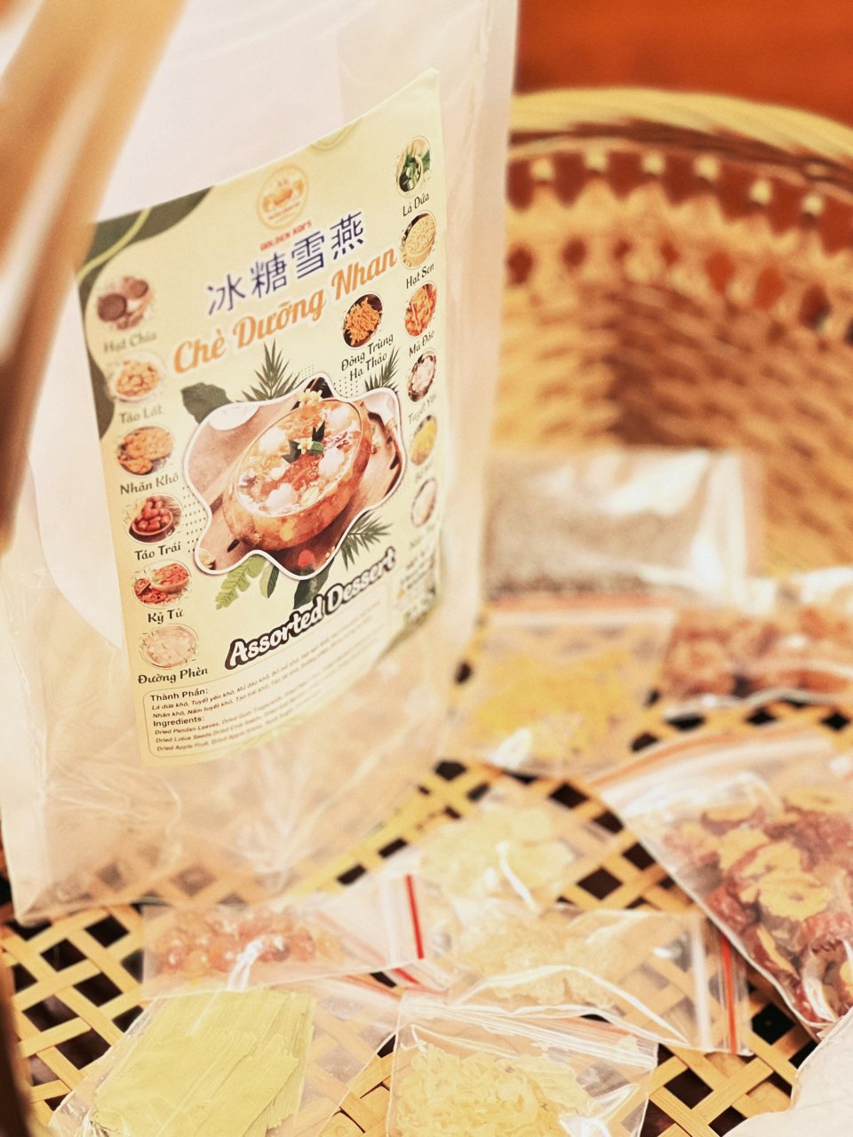 养生美容汤｜雪燕桃胶雪莲子糖水| 社区美食精选