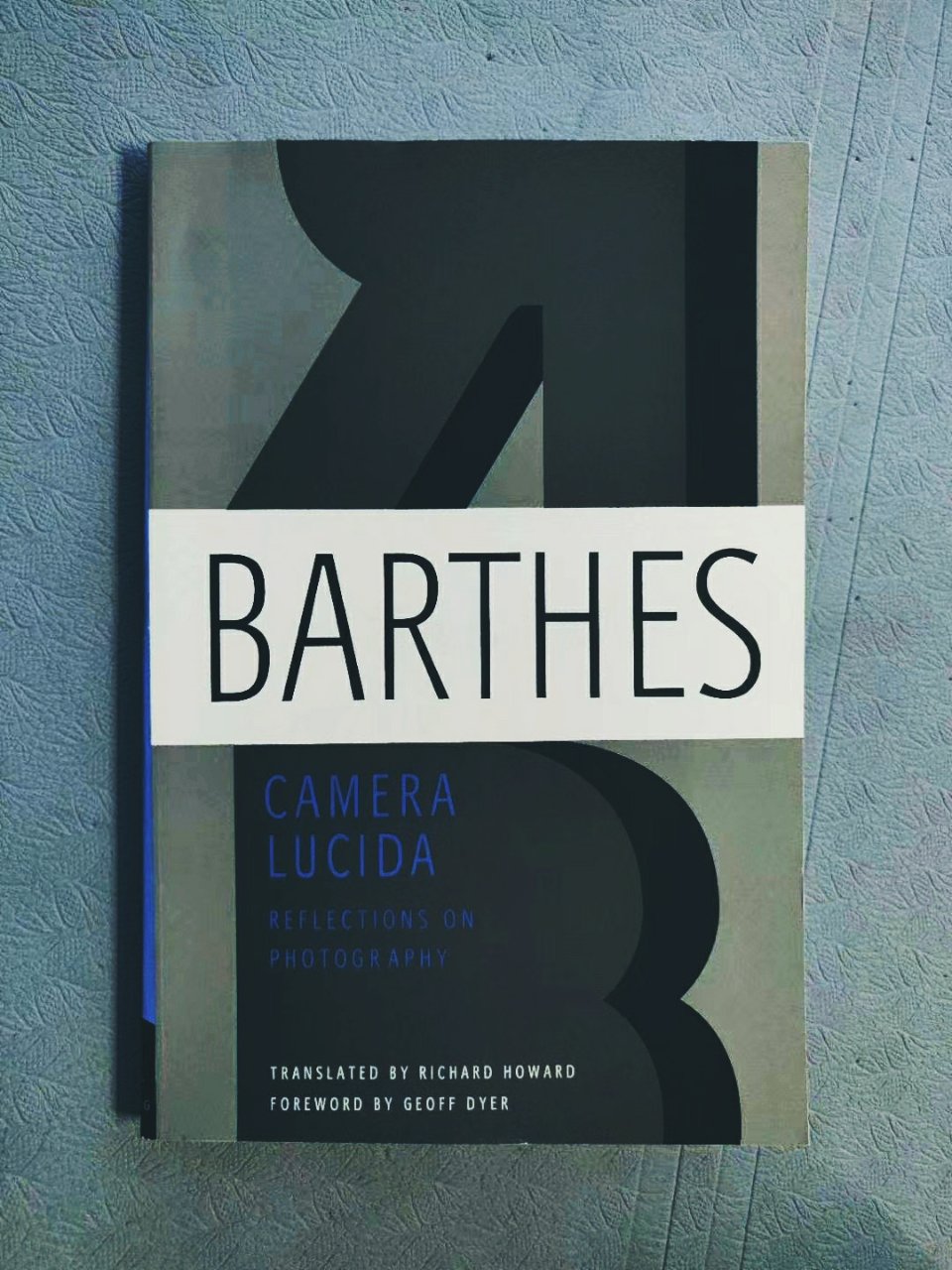 明室Camera Lucida: Reflections on Photography: Barthes, Roland: 8601417171455: Amazon.com: Books