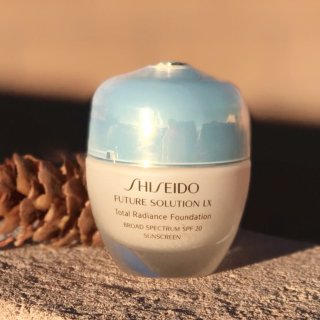 Shiseido 琉璃粉霜...