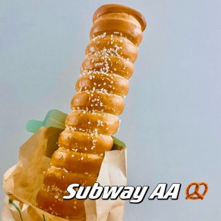 Subway AA Pretzel 🥨🥨...