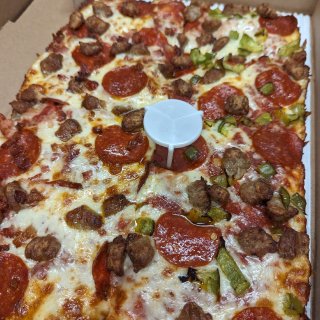 用Pizza开启新的一周吧！...