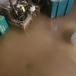 九月的第一天，纽约来了一场洪水...