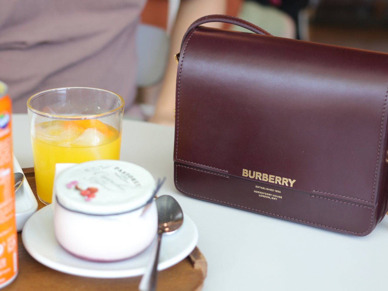 Burberry 巴宝莉,burberry grace,酒红色,$900+,斜挎包