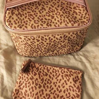 Ipsy Glam Bag Ultimate,Ipsy bag,50美元,12美元