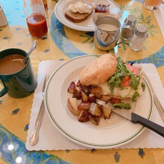 Mama’s breakfast sandwich,咖啡时光,咖啡续命