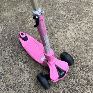 Jetson三轮闪灯儿童scooter滑...