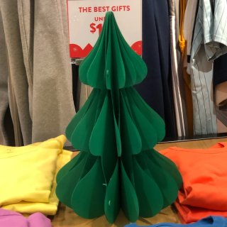圣诞节·商场纸圣诞树装饰...