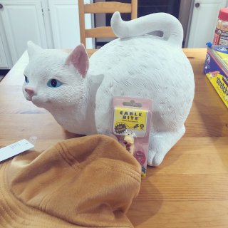 UO一单 | 猫咪 butt 纸巾盒...