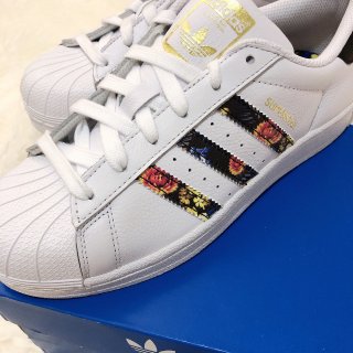 Adidas Superstar🔥
