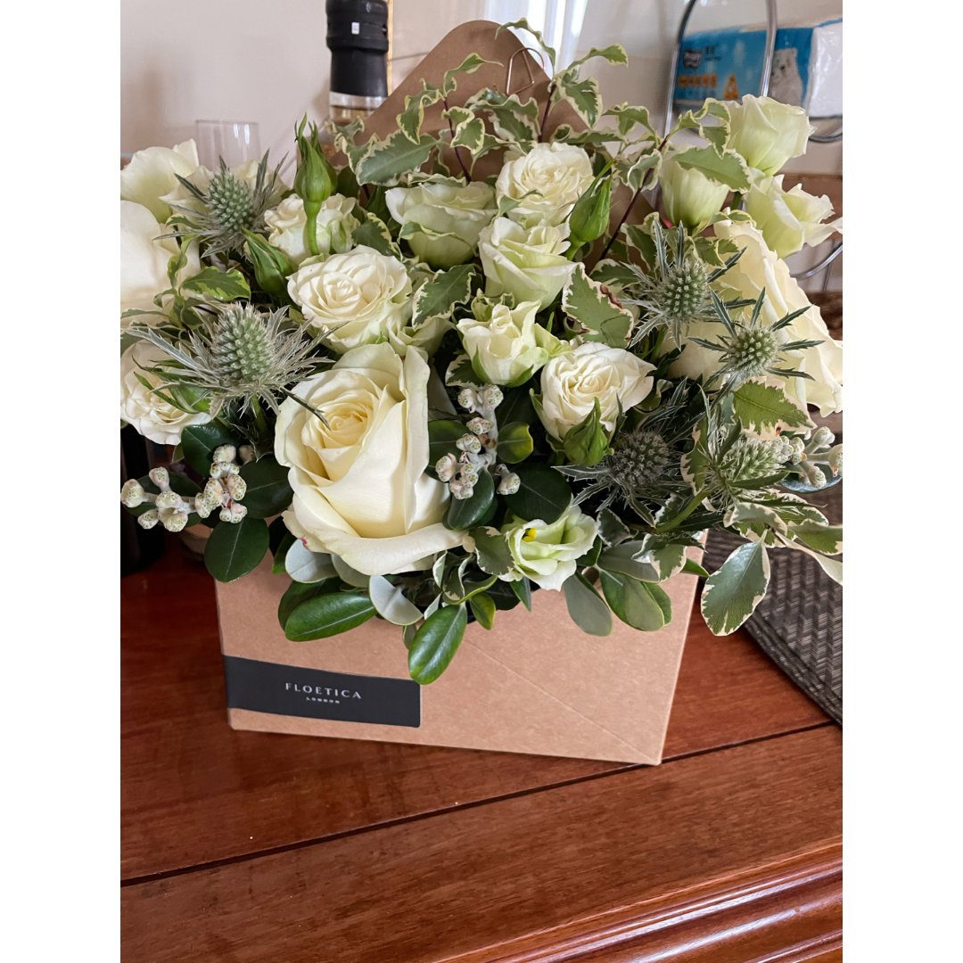 Order Flowers Online For Delivery in Central London - FLOETICA FLOWERS