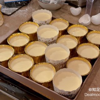 💕新年第一次做cupcake蛮成功✌️...