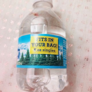 瓶装水,Fits in your bag