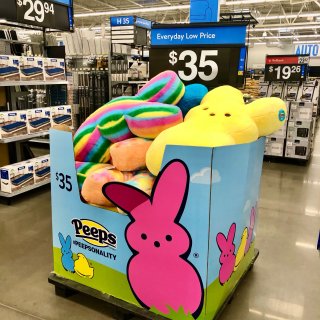 Walmart复活节黄色疯狂！巨型Pee...