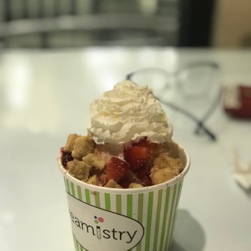 Creamistry - 旧金山湾区 - Cupertino - 推荐菜：strawberry bond