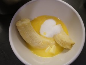 努努烘培｜低卡💯超松软肉桂酥顶香蕉玛芬