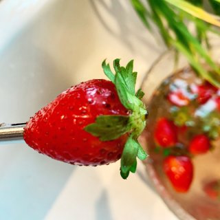怎样大快朵颐的吃草莓🍓 Strawber...