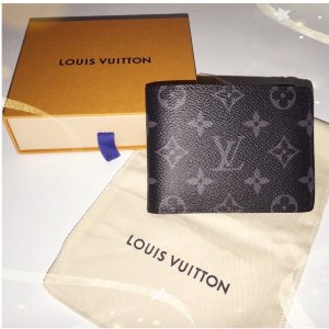 第一个名牌钱包丨Louis Vuitton 经典老花花纹钱包