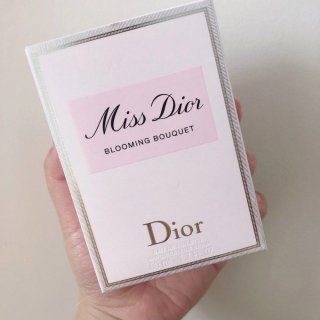 少女心爆棚-Miss Dior香水...