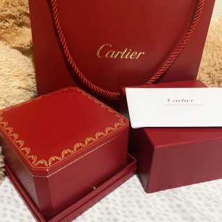 Cartier钉子手镯每个女孩心中的红盒...
