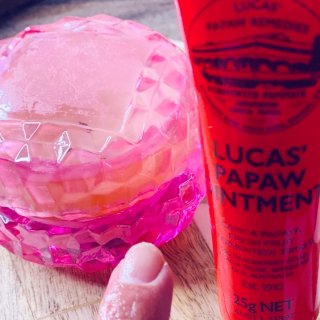 Lucas Papaw Ointment...