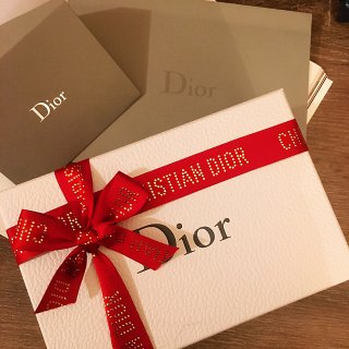 美妆｜我的妈呀！我被Dior征服了！...