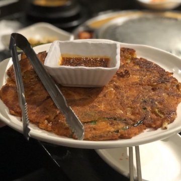 GOGI 37 - 纽约 - New York - 推荐菜：Kimchi Pancake
