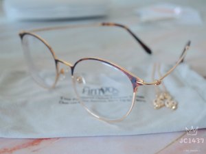 微众测| Firmoo的眼镜也能让四眼妹带出时尚气息！