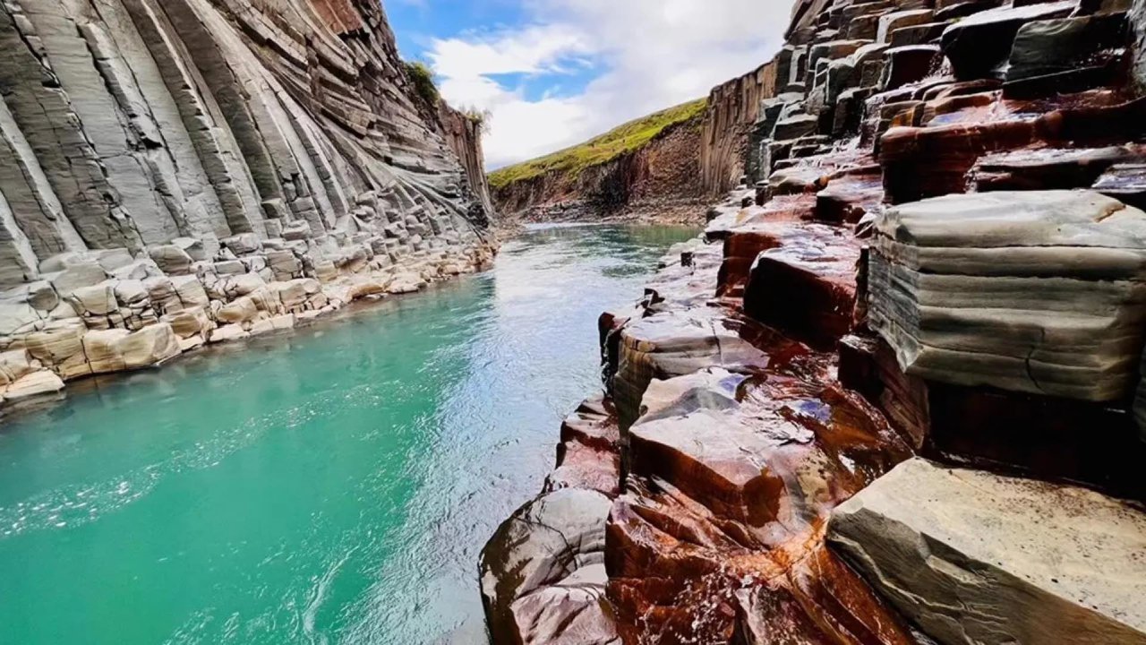 Iceland -火山，瀑布，温泉，冰川，极光，冰岛16天环岛攻略—5