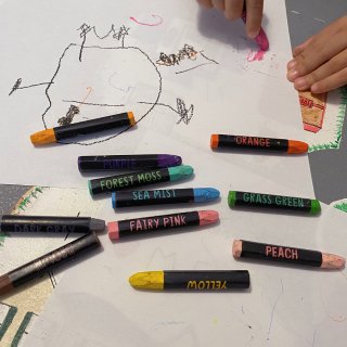 Crayons/pencils/mark...