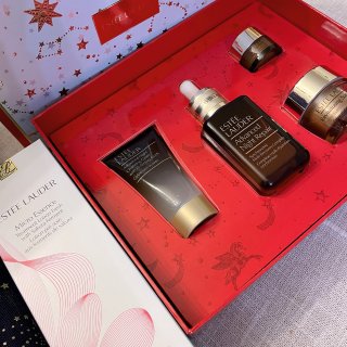 Estée Lauder The Power Repair, Firm and Hydrate 3-Piece Skincare Gift Set (Worth £111.00) - LOOKFANTASTIC