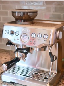 Breville半自动咖啡机 | 咖啡现磨现喝更香哦～