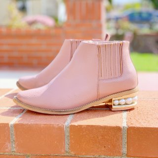 【周四穿搭】粉粉哒鞋子- 珍珠鞋跟短靴...