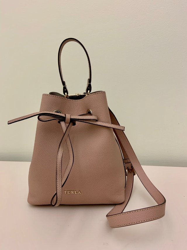 Furla水桶包