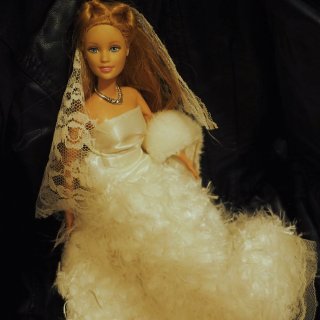 很久以前做的娃娃婚纱礼服...