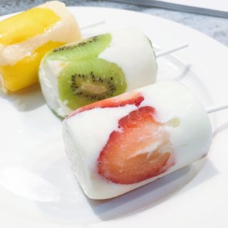✨低卡又解馋 | 自制水果酸奶雪糕✨...