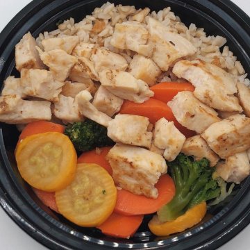 Fit House Cafe - 达拉斯 - Rowlett - 推荐菜：Grilled chicken vegetables bowl