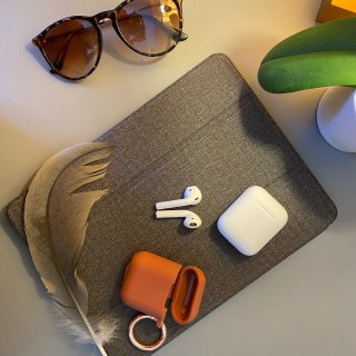 Amazon.com: AirPods Case Cover Keychain,,AirPods 2
