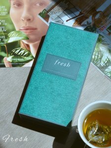 Fresh新品“茶书”｜一用就爱上的火山茶精华