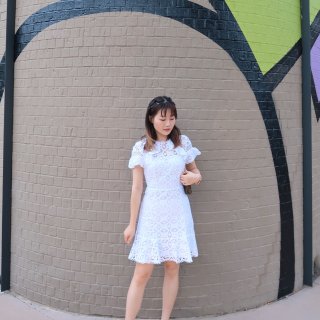 一周穿搭分享｜衣橱必备法式优雅白色连衣裙...