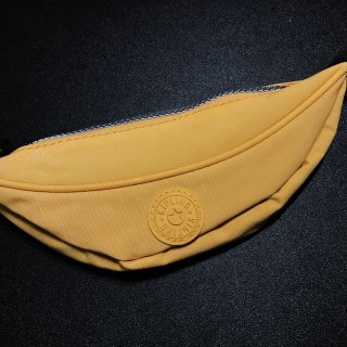 包包我要这个【7】Banana笔袋...