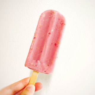 缺德舅买什么❤️这款酸奶草莓冰棒超美味，...