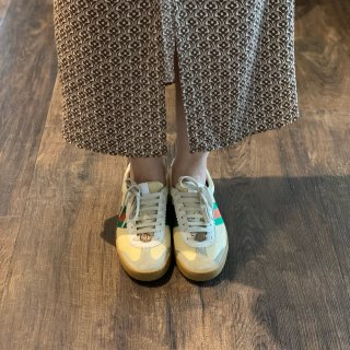 Gucci折扣店收了一双白菜运动鞋...