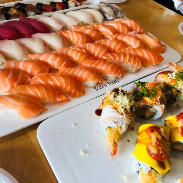 Salmon Nigiri