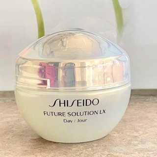 Shiseido 资生堂,Shiseido 1.7 oz. Future Solution LX Total Protective Cream Broad Spectrum SPF 20 Sunscreen | Neiman Marcus
