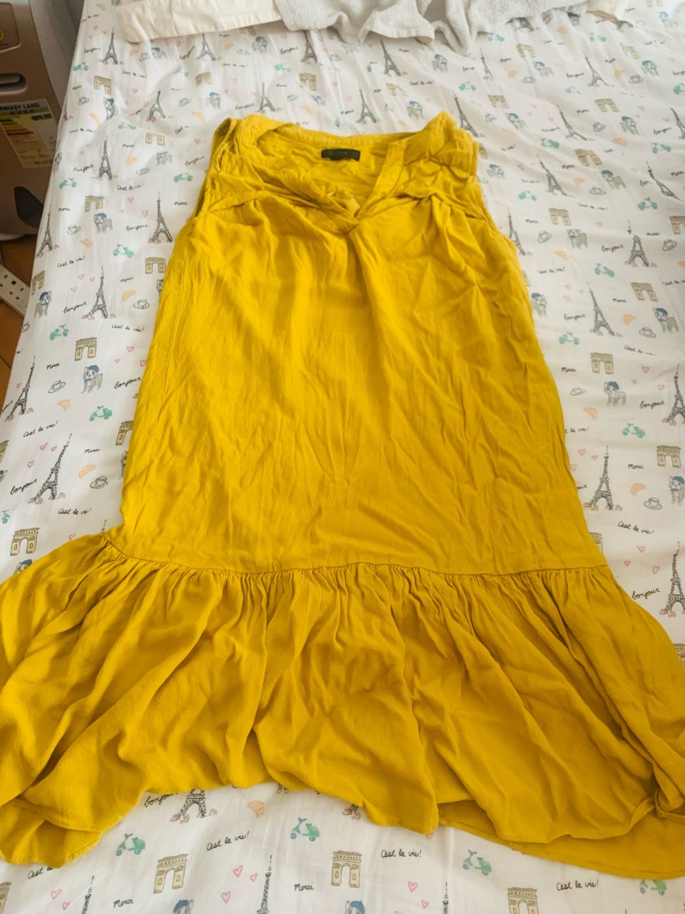 今日色彩穿搭3-黄色连衣裙...