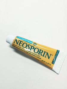我想闲置的单品：Neosporin