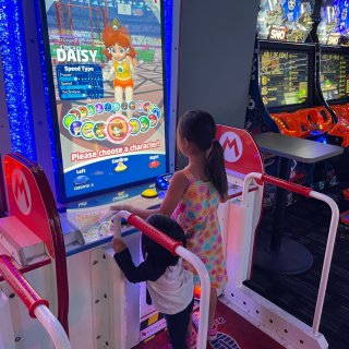 dave & busters 电玩城...